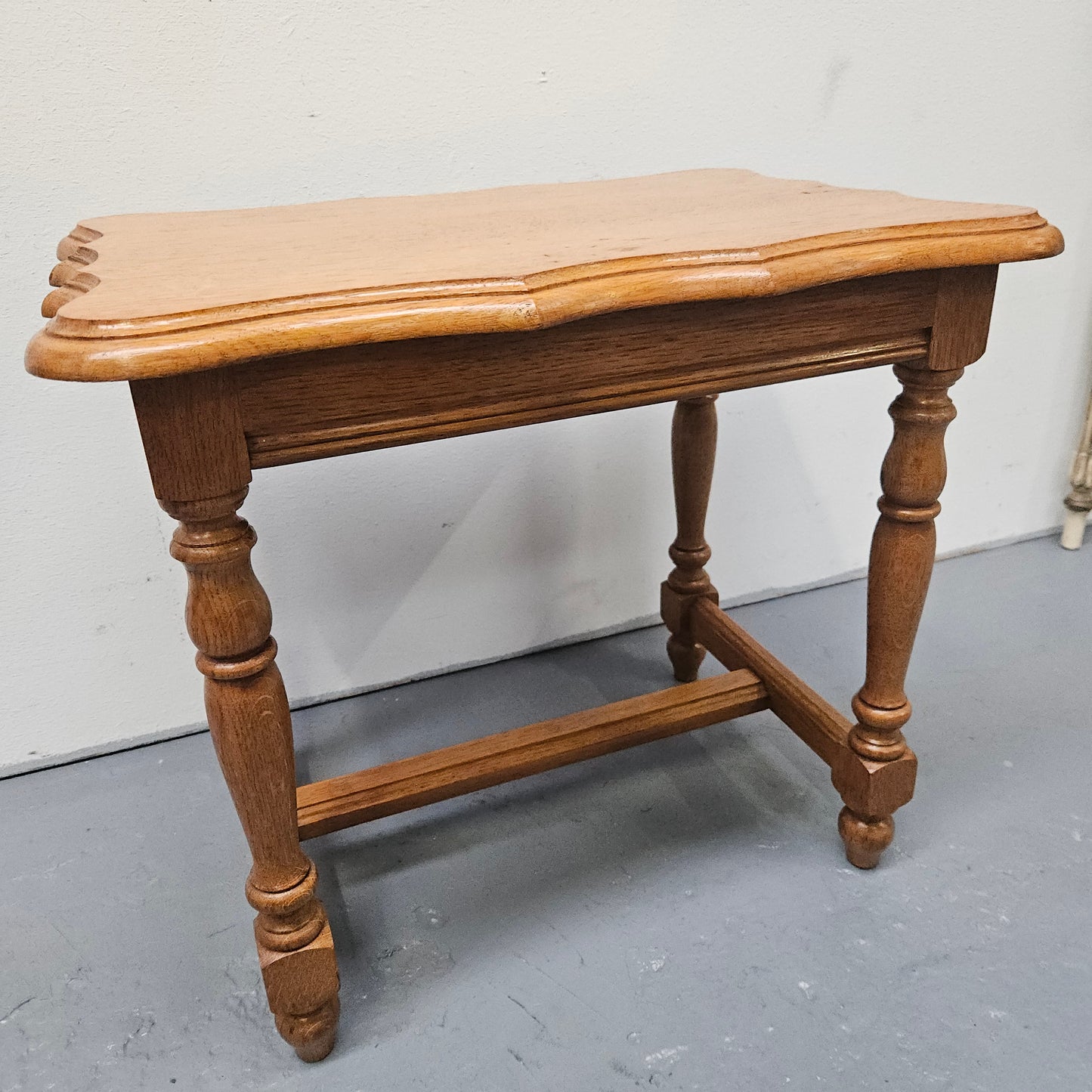 French Provincial Small Oak Side Table