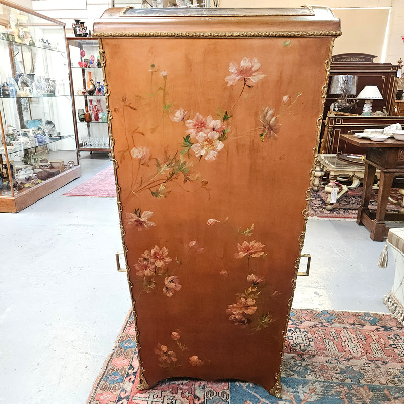 Stunning Rare 19th Century French Salon style vitrine/display cabinet. It has beautifully hand-painted panels and decoration all over with the original two glass shelves inside. It is circa 1900. In very good restored condition.