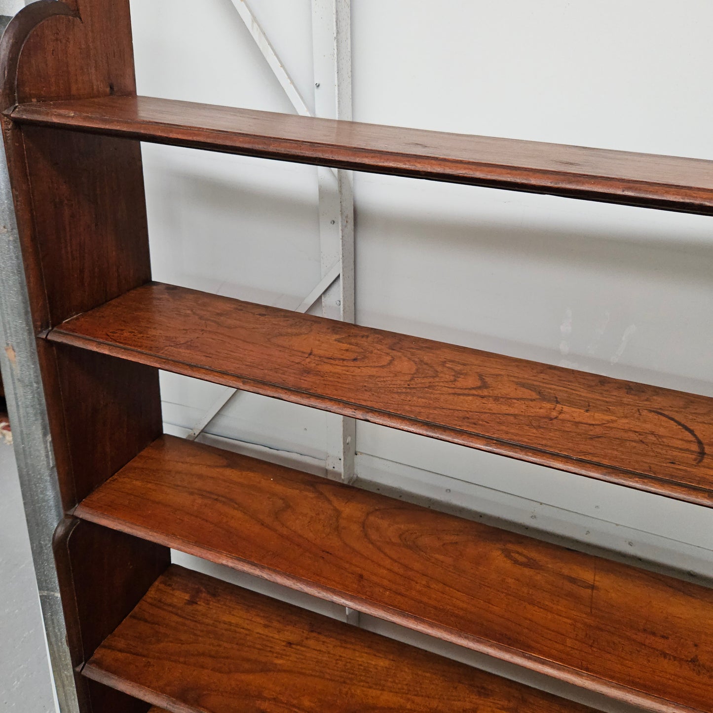 Late Victorian Mahogany 6 Tier Waterful Front Free Standing Bookcase