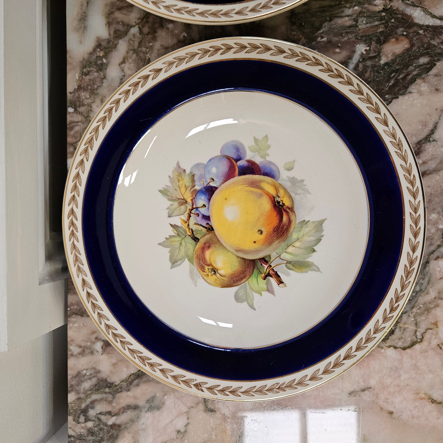 Set of 6 Stunning Crown Ducal Bowls With Fruit Centres
