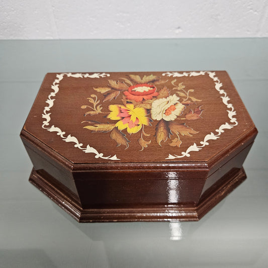 Vintage Sorrento Style Musical Jewellery Box