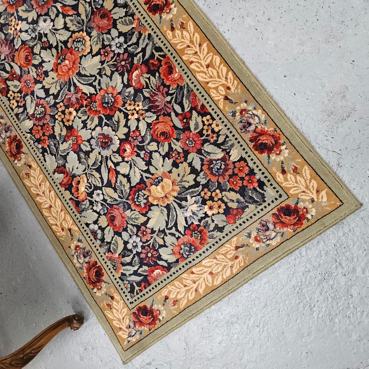 Fabulous Vintage Long Hall Runner