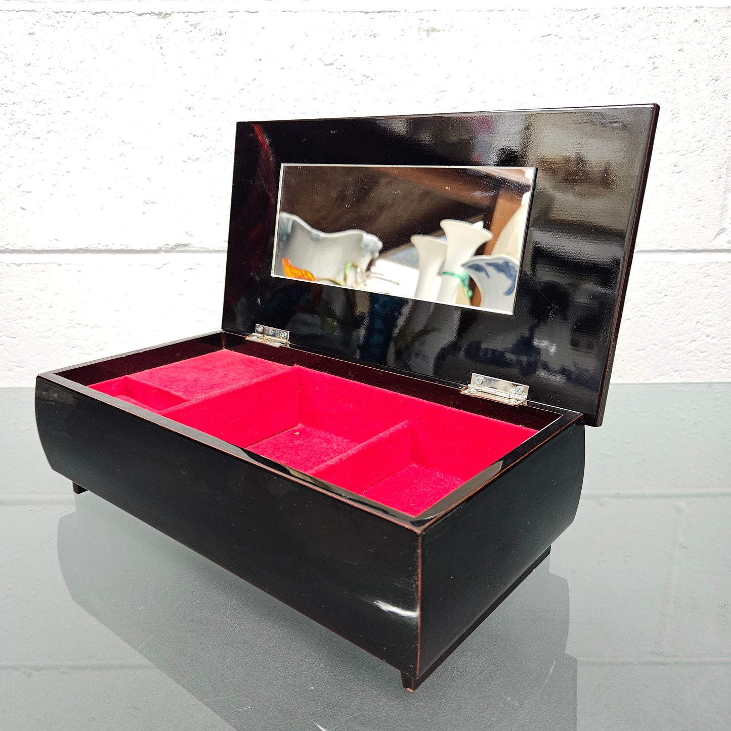 Vintage Lacquer Jewellery Box