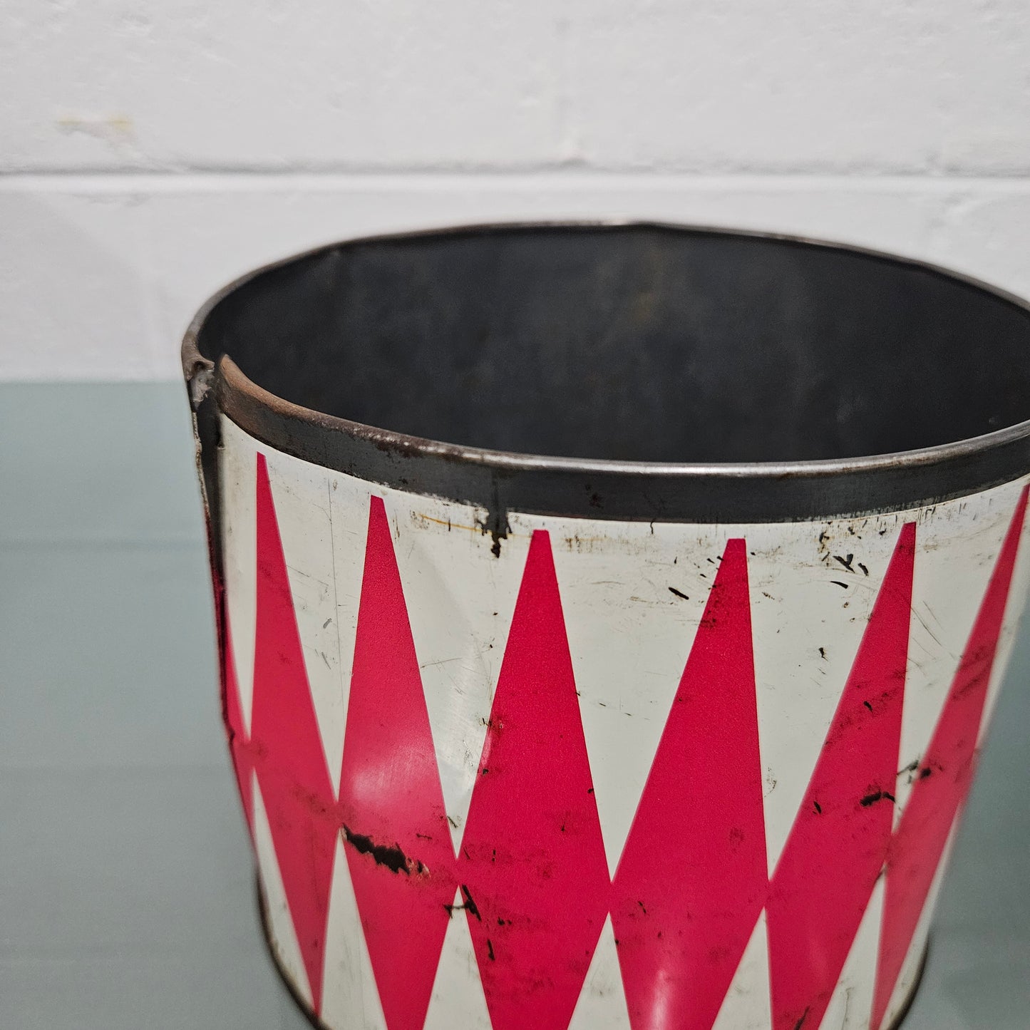 Vintage 'Jersey Maid Vanilla Ice Cream' Tin