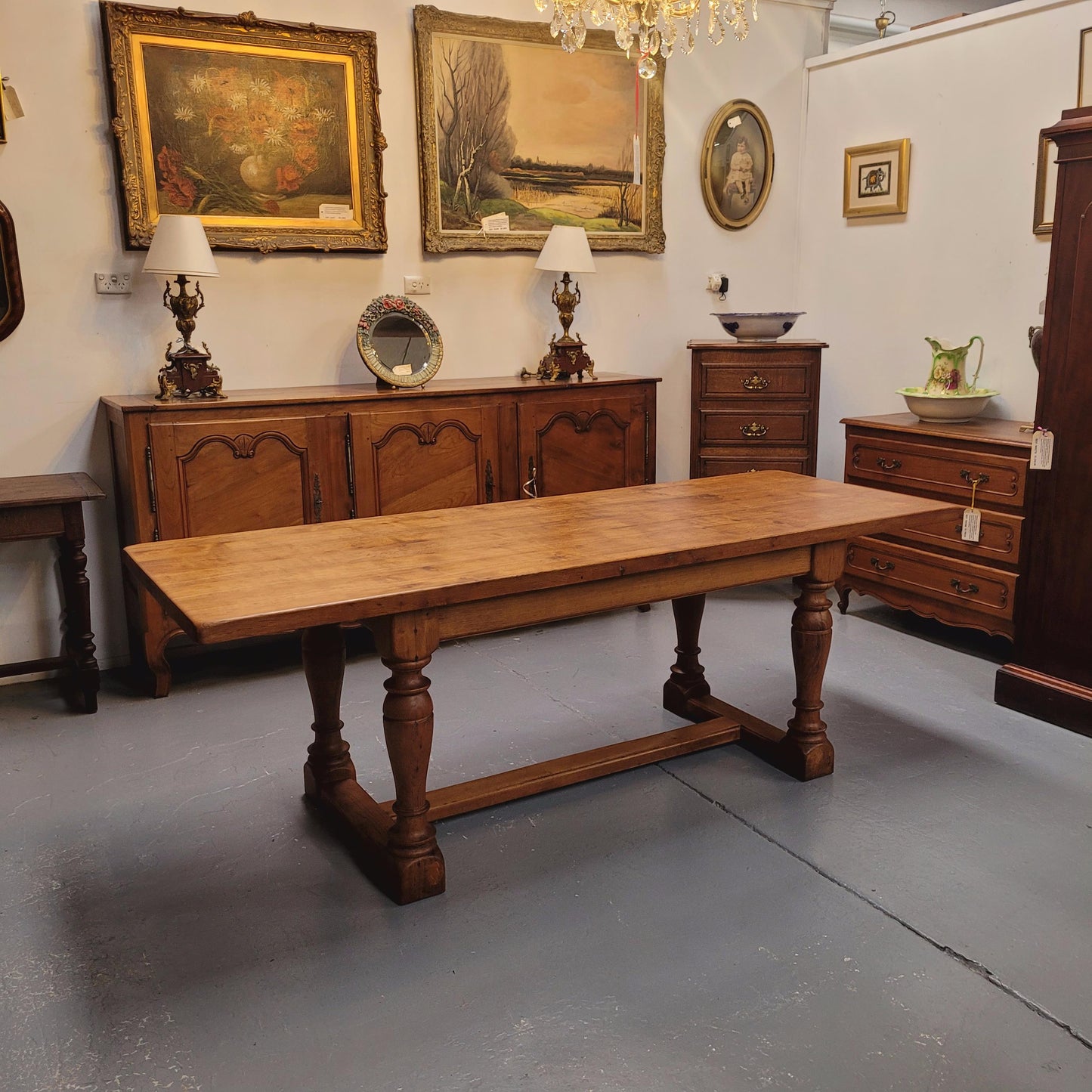 Solid Figured Oak Farmhouse Table