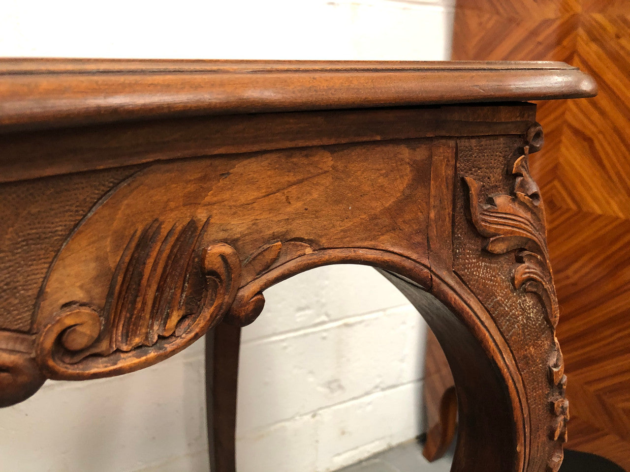 French Walnut Louis XV style center/side table. In very good original condition. Circa 1930's.