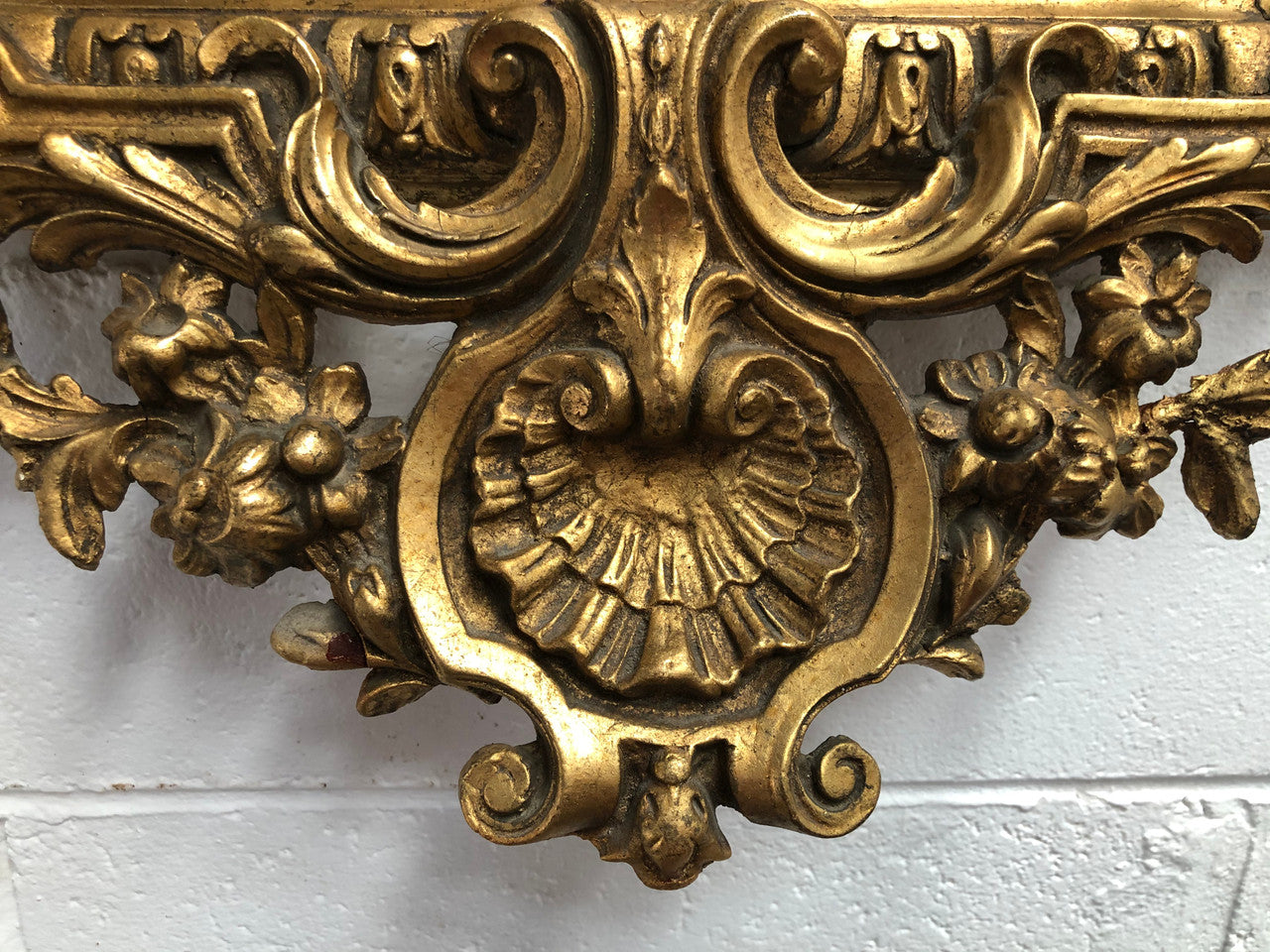 Early 19th Century gilt cushion mirror with acid etched floral pattern. In good condition. Please note original mirror does show some spotting commensurate with its age. Circa