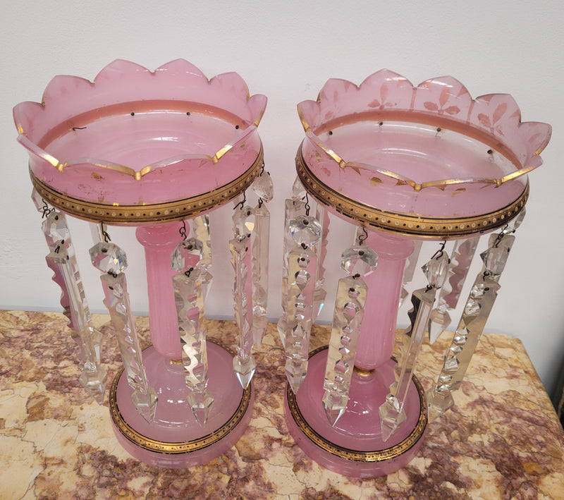 Large Victorian pink glass an gilt trim crystals lusters. It is in good original condition, please view photos as they help form part of the description.