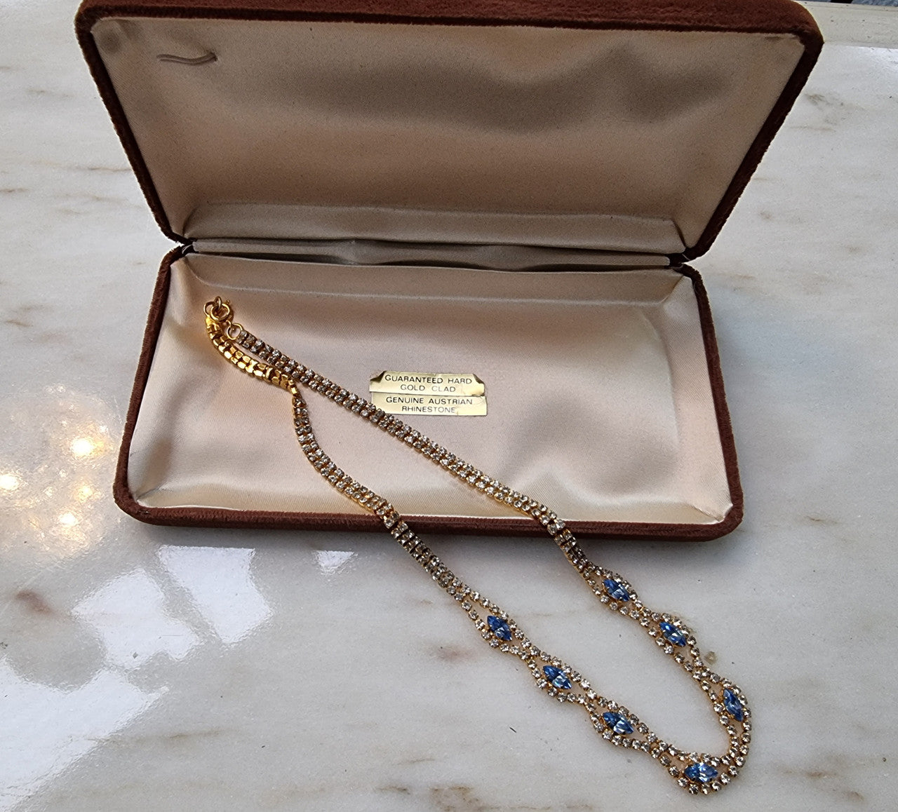 Beautiful vintage Austrian rhinestone necklace with lovely light blue stones and in good condition.