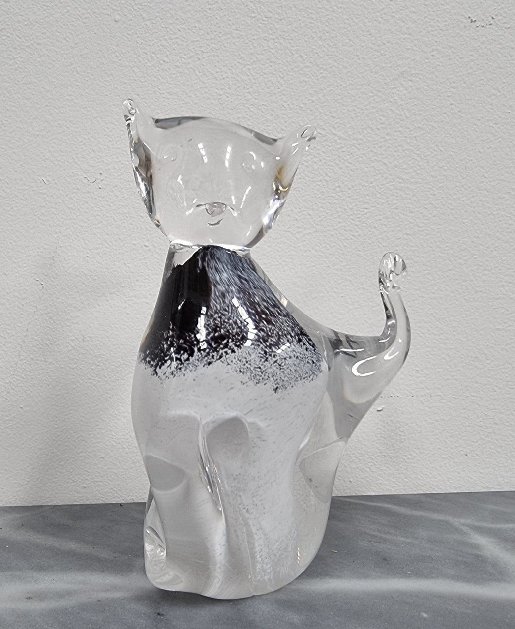Signed Swedish Minne Fran Art Glass Cat