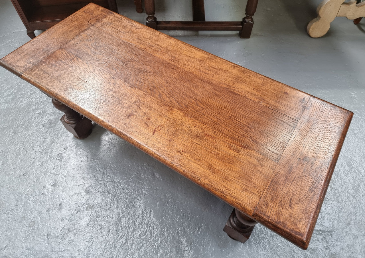 Beautiful French Oak, solid coffee table with a chunky base and in good original detailed condition. Great size for smaller rooms.