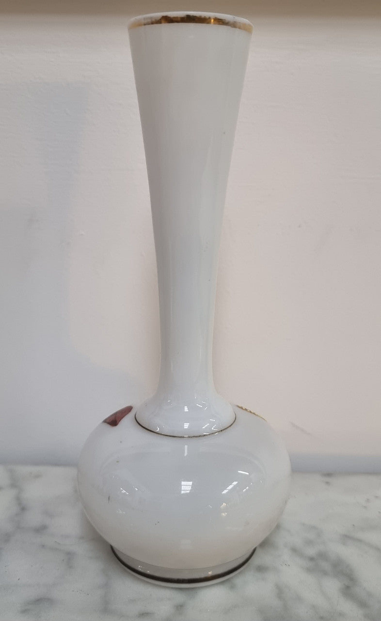 Decorative Antique floral hand painted milk glass vase in good original condition, please view photos as they help form part of the description.