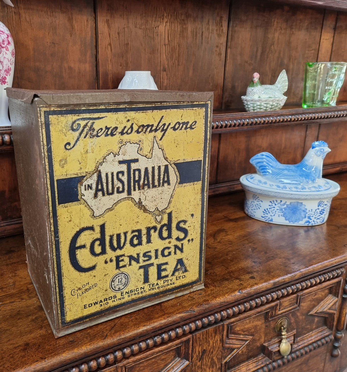 Australian Ensign Edwards Tea tin with lift up lid. In good original condition.