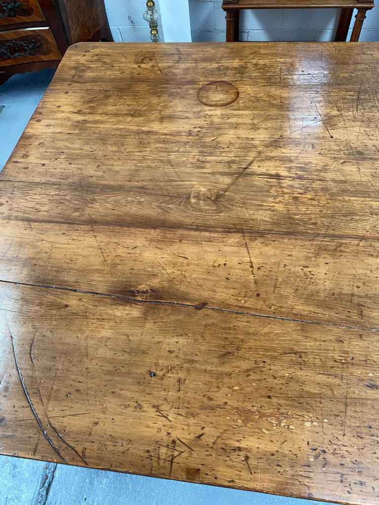 Beautiful Australian Antique farmhouse table made from Kauri Pine and originally used in an old Bakery.
Table would easily seat 12 to 14 people. It is in good detailed condition with heaps of character.