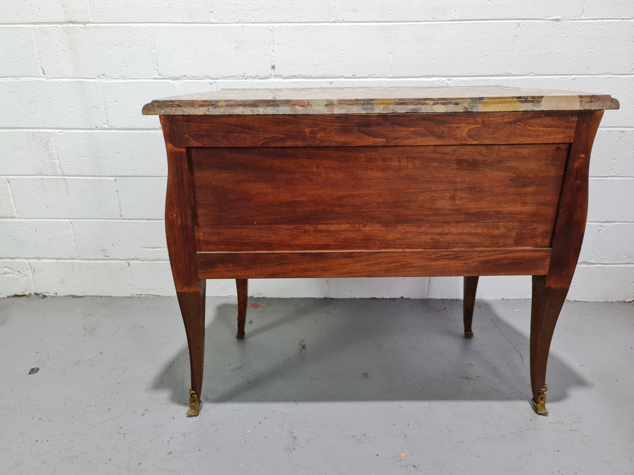 High quality French Mahogany Louis XVth style marble top commode. It has an eye catching marble top and is signed on body "J Bamelis". In very good original detailed condition.