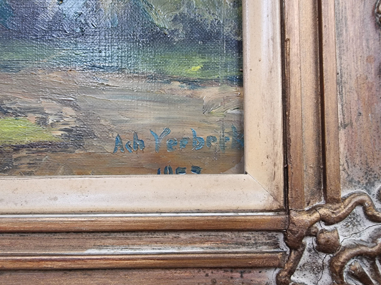 French signed oil on canvas depicting farmhouse in a lovely gilt frame. It is in good original detailed condition and has been sourced from France.