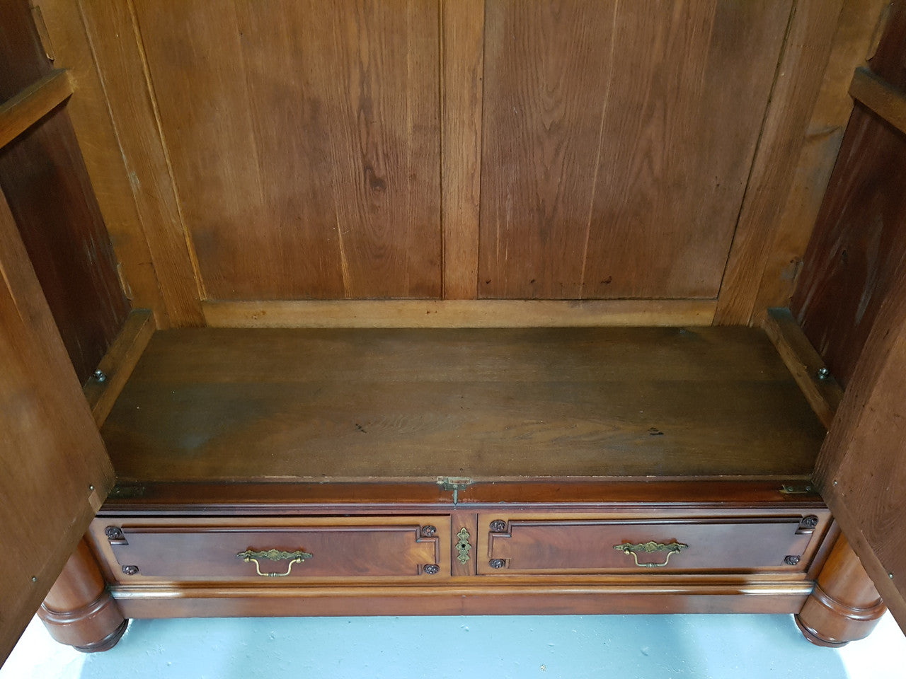 A stunning example of a great quality Antique French Henry II mahogany, Armoire in great condition. With superb crisp carvings and beautifully turned and detailed columns and a lovely mellow colour and in great condition. Circa 1880.