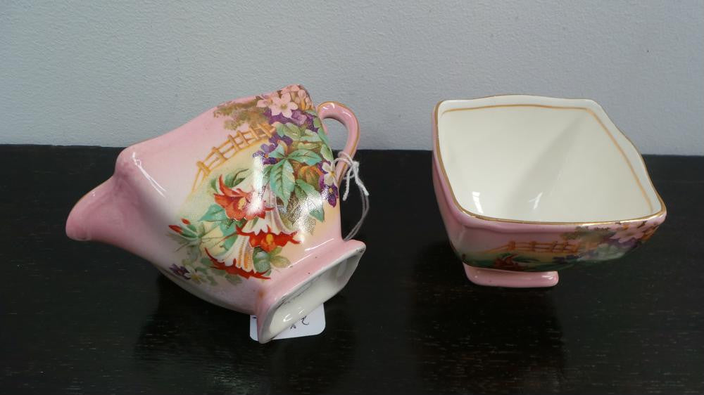 English Royal Winton Set