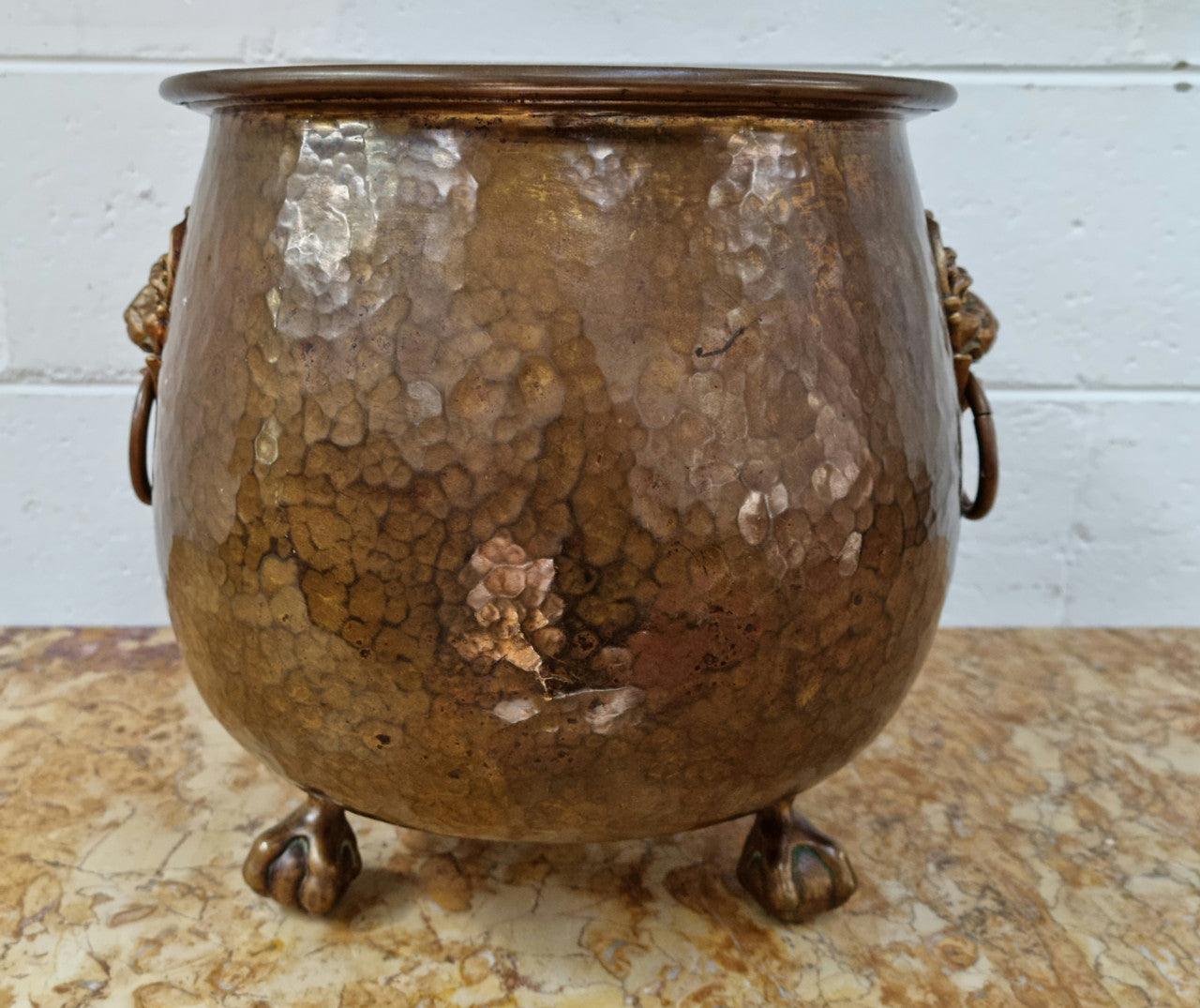 Stunning French brass Antique Jardinière with lion heads and on claw feet, in good original condition.