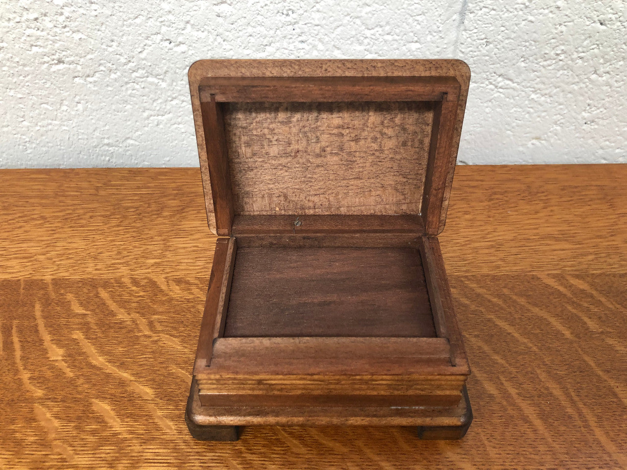 Beautiful Swiss carved wooden musical trinket box. In good clean original working condition.