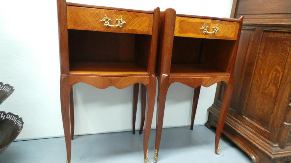 Pair of French Inlaid Bedsides Cabinets