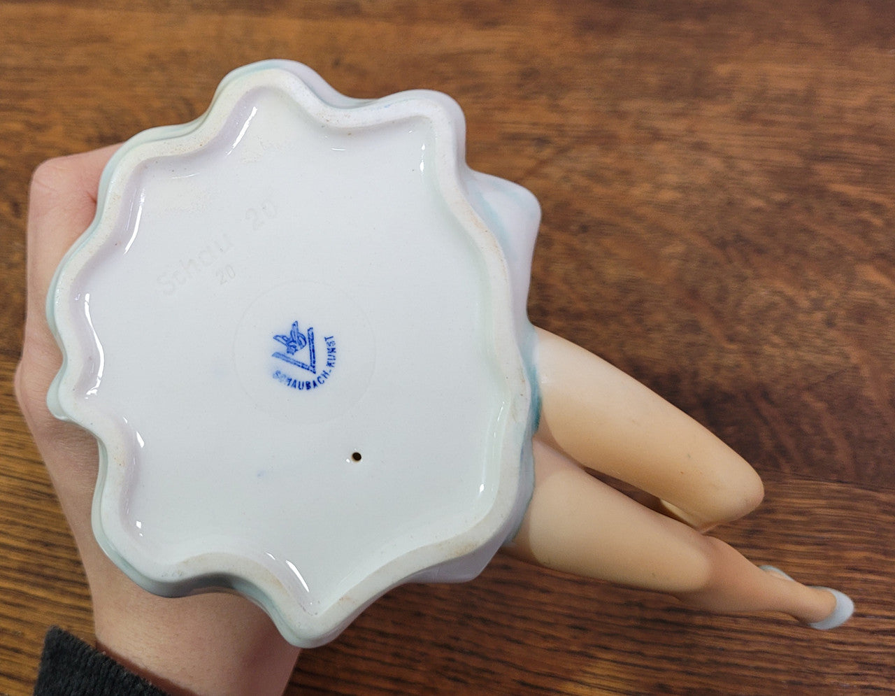 Vintage Schaubach Kunst porcelain reposing lady. Circa 1950’s German figurine. It is in good original condition, please view photos as they help form part of the description.