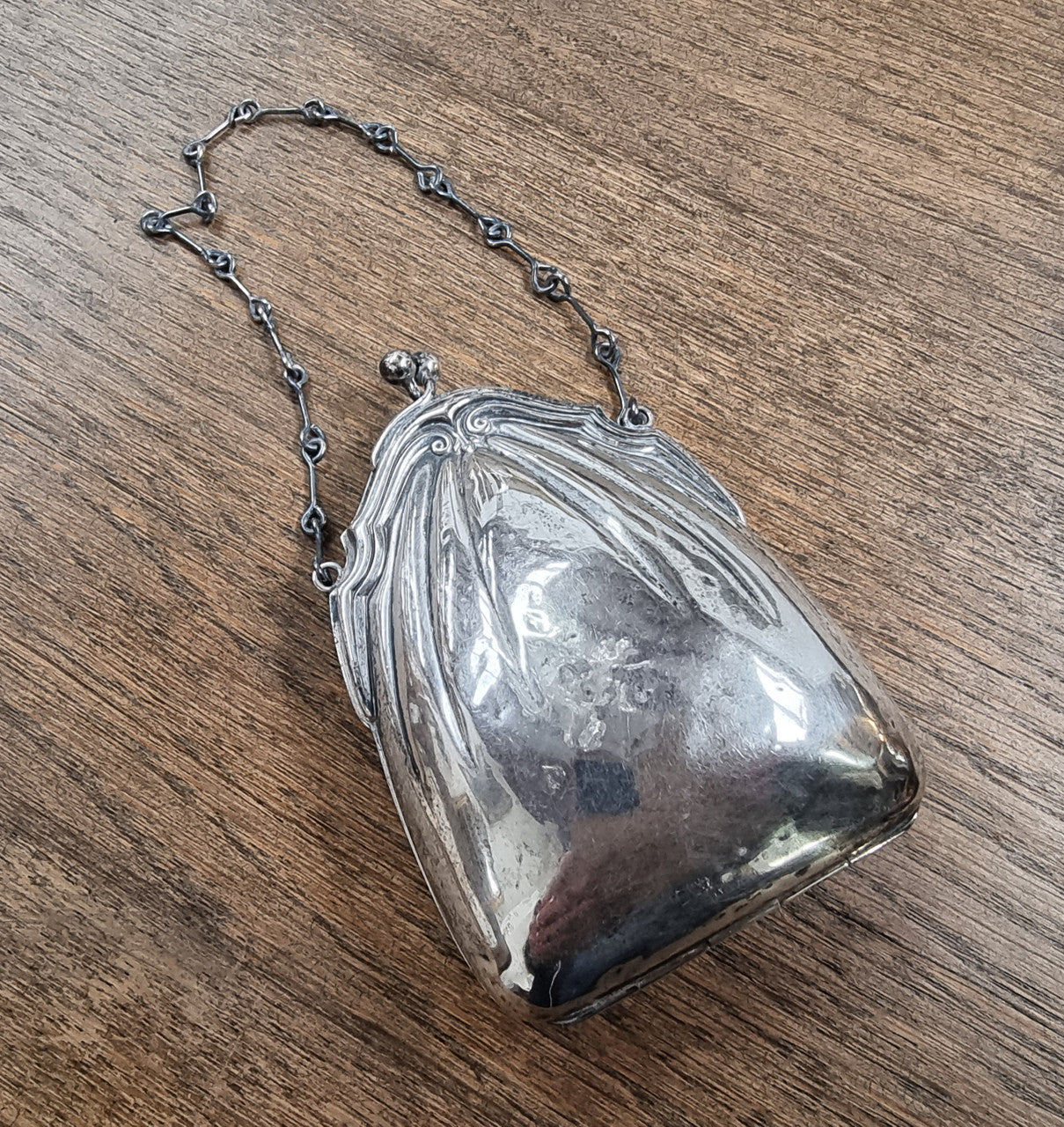 Edwardian Birmingham silver purse. In good condition please view photos as they help form part of the description.