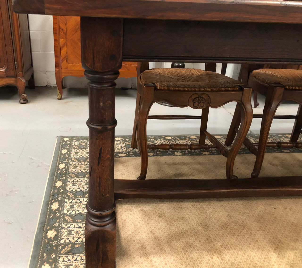 French dark Oak stretcher based farmhouse table. Can sit 6-8 people and is in very good original condition.
