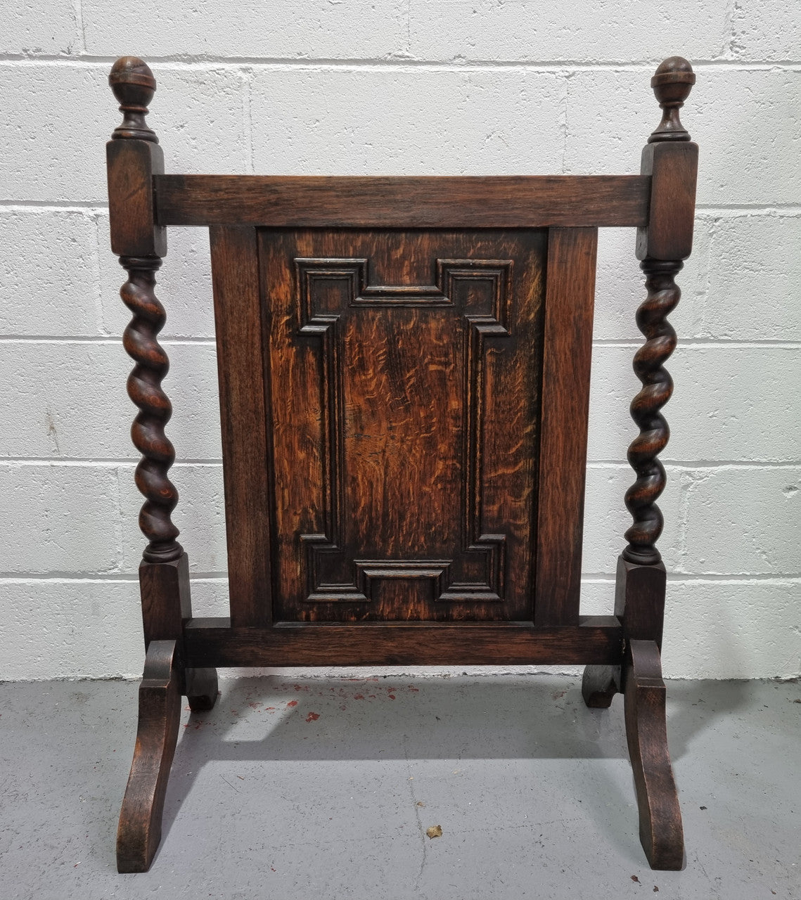 Antique English Oak Jacobean Style fire screen. In good original condition.