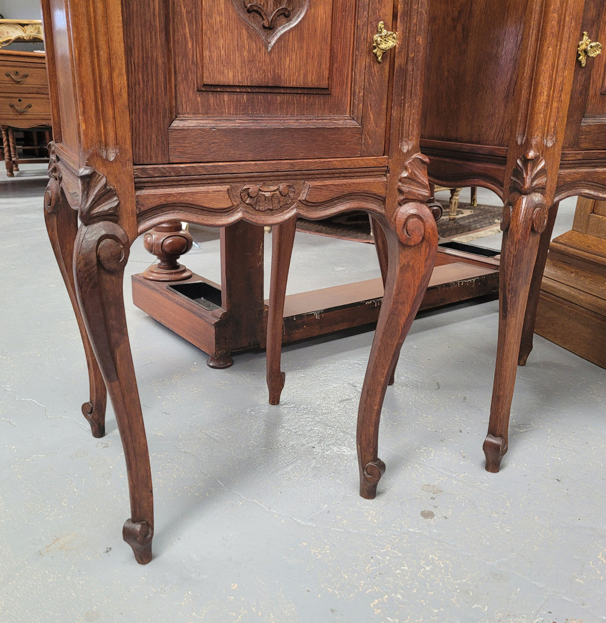 Pair French oak Louis XV style white carrera marble top bedside cabinets. Consisting of one drawer and one cupboard each on elegant legs. Circa: 1900's