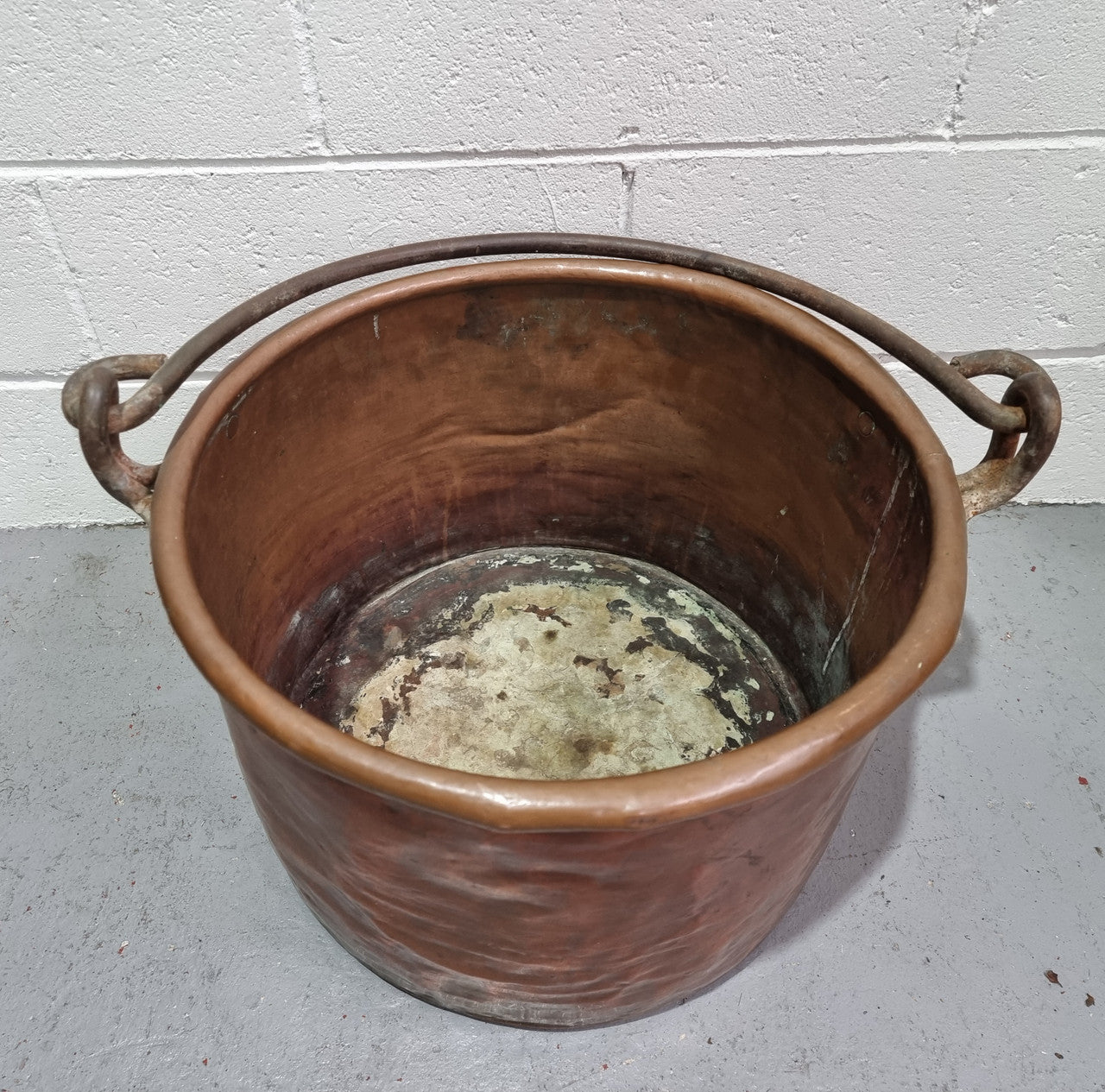 Antique French Copper firewood handled bucket. It is in good original detailed condition.