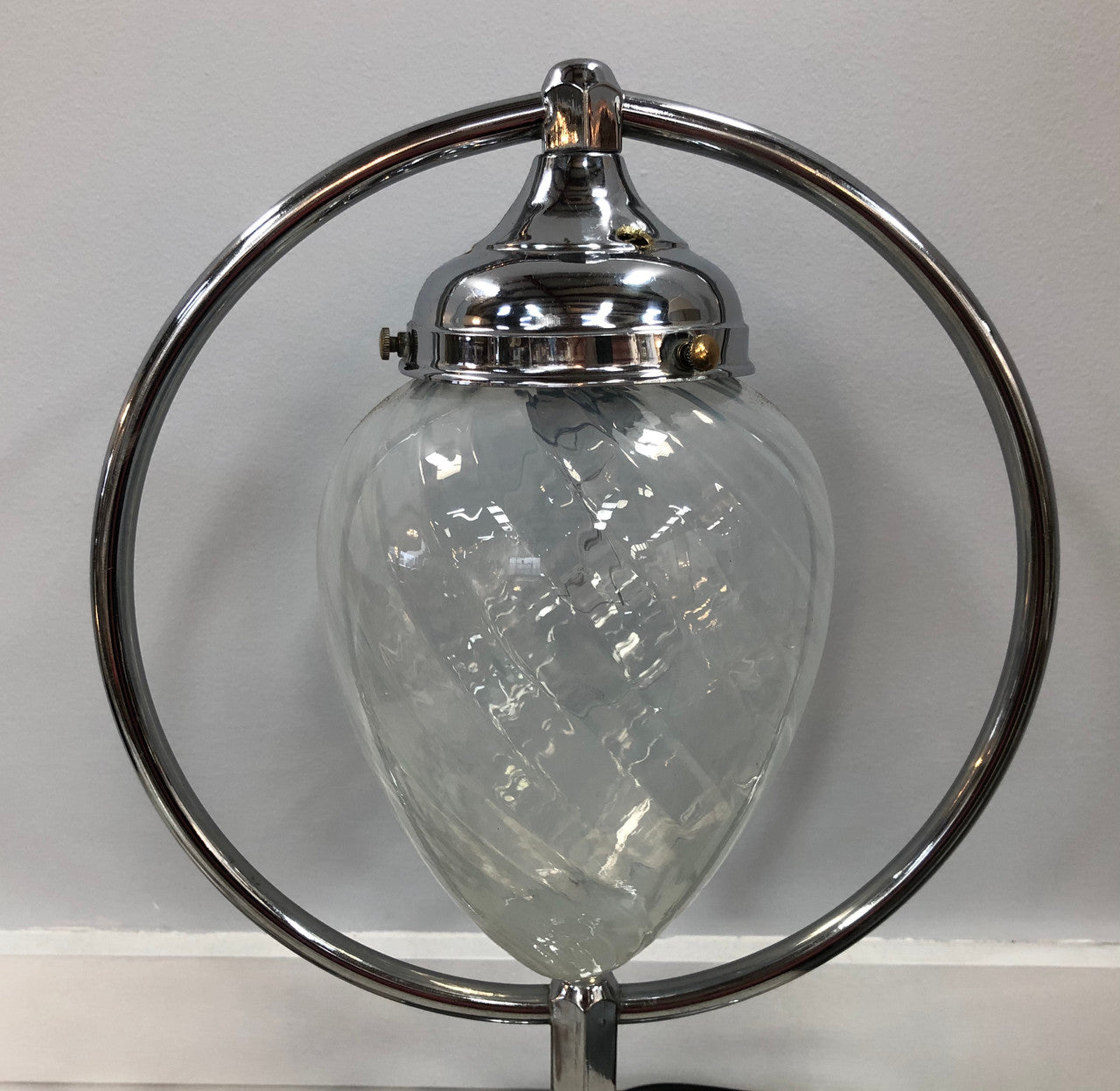 Decorative Art Deco chrome and glass table lamp that has been rewired and is in good original condition.