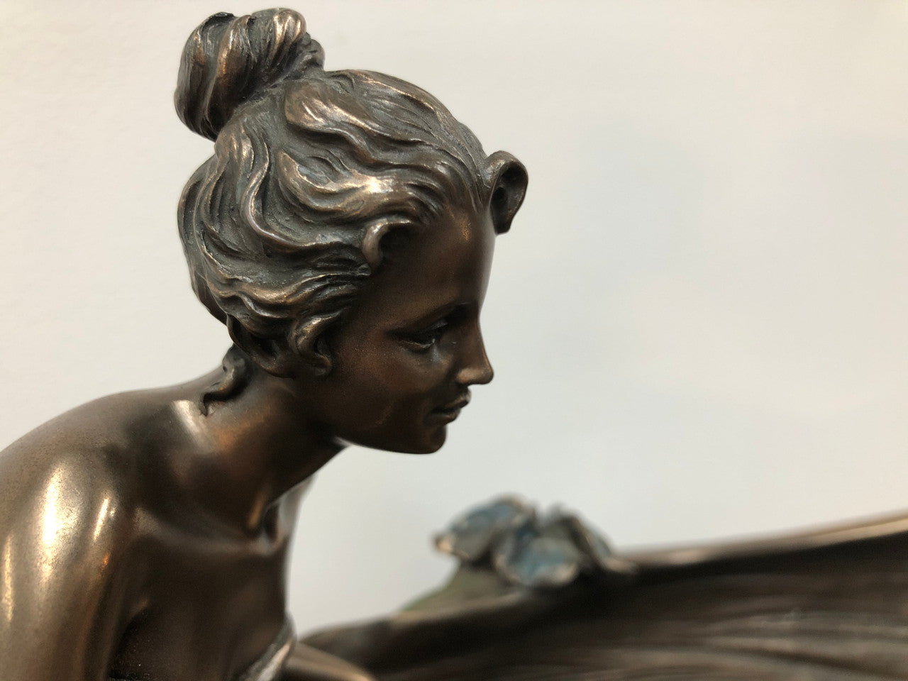 Reproduction Art Noveau Style Statue Bowl