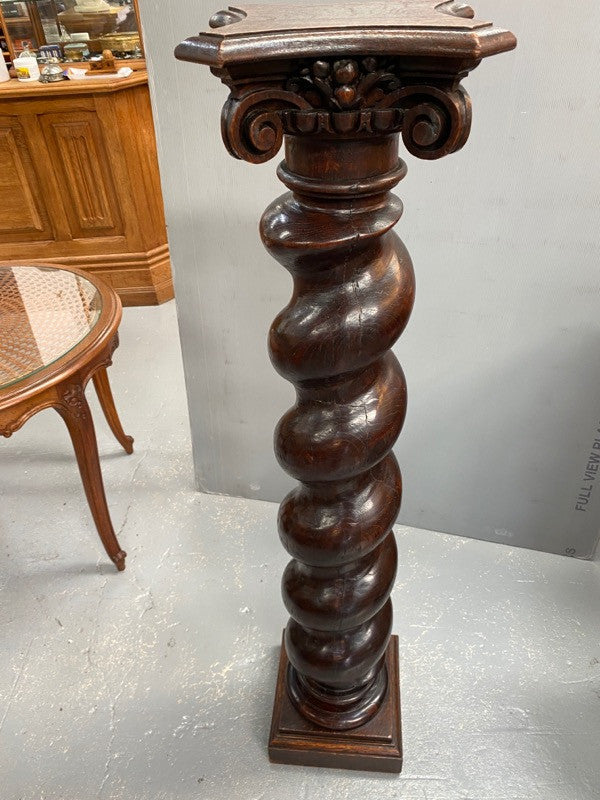 Antique French 19th century barley twist Oak pedestal with great patina. Circa 1860 and it is in very good original condition.