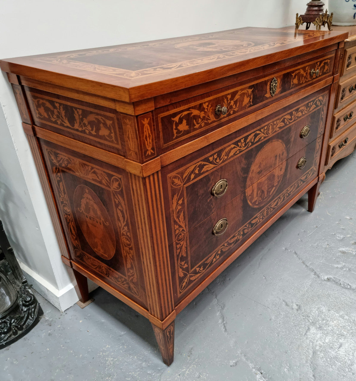 Neo Classical Style Italian superbly inlaid chest of drawers / Commode. In very good original detailed condition. Circa 1950's.