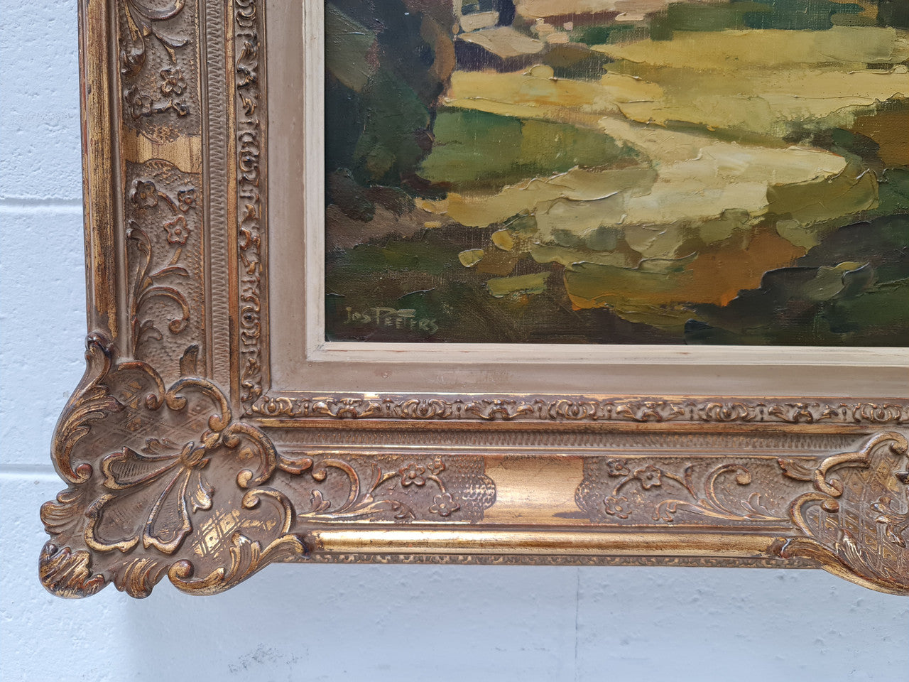 Sourced in France is this beautiful oil on canvas of a country cottage scene in a ornate decorative frame and in good original condition.