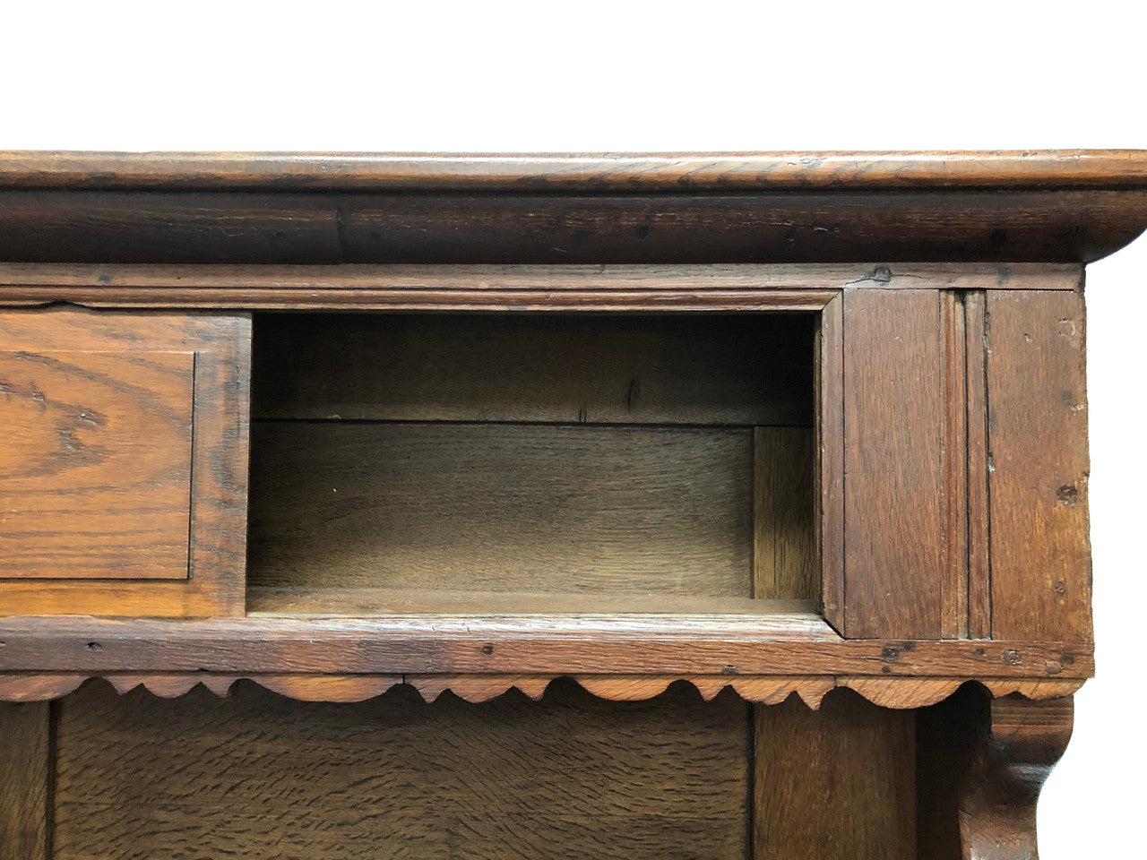 Fabulous early 19th century French Oak open shelf bookcase, with four shelves and hidden shelf at the top with two sliding doors. In very good original detail condition.
