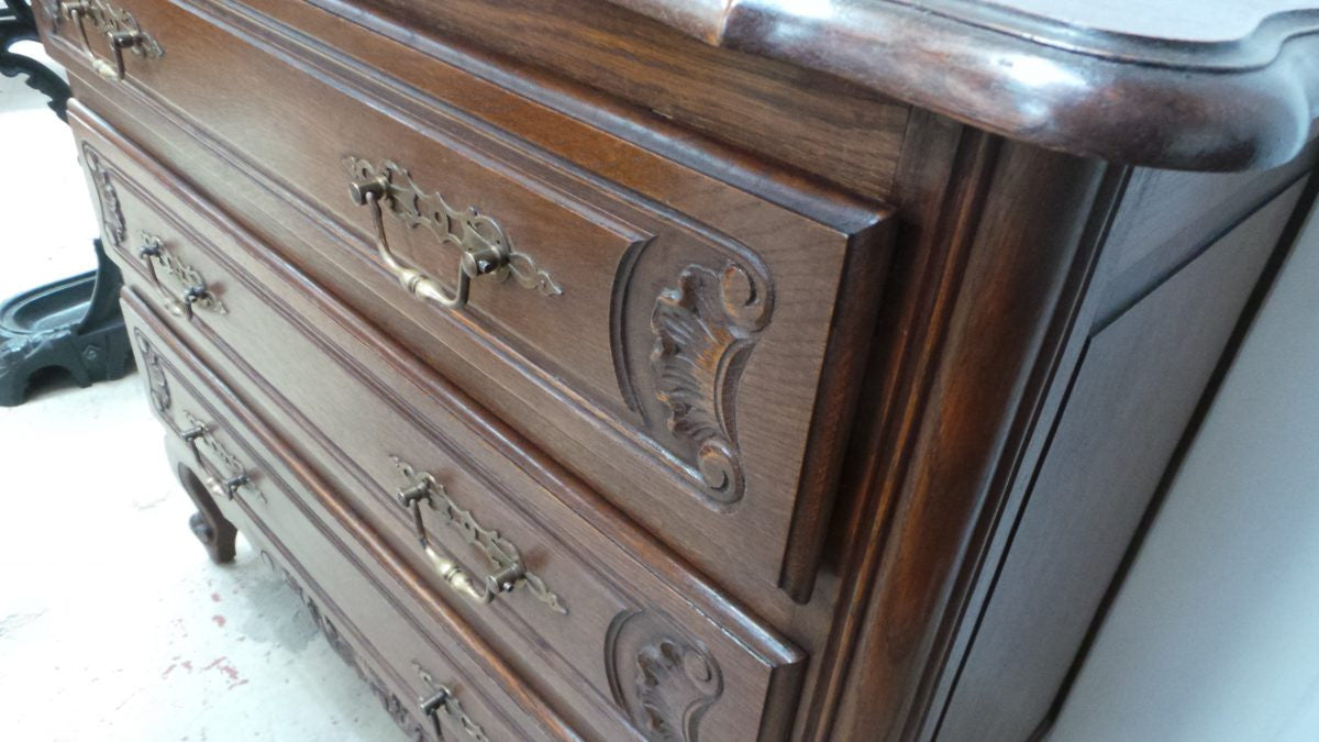 French Chest of Drawers-1