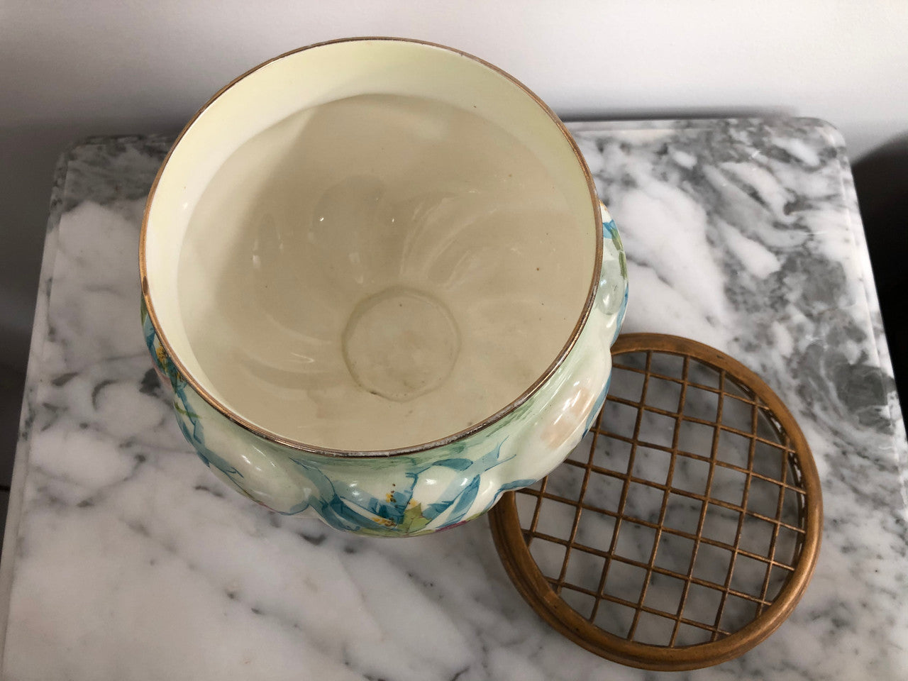 Beautiful Royal Doulton Posy bowl