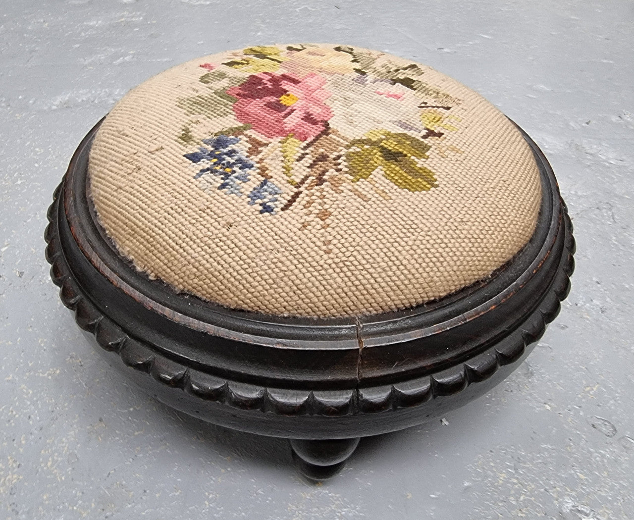 Just arrived is this gorgeous Edwardian floral tapestry foot stool in good original condition.