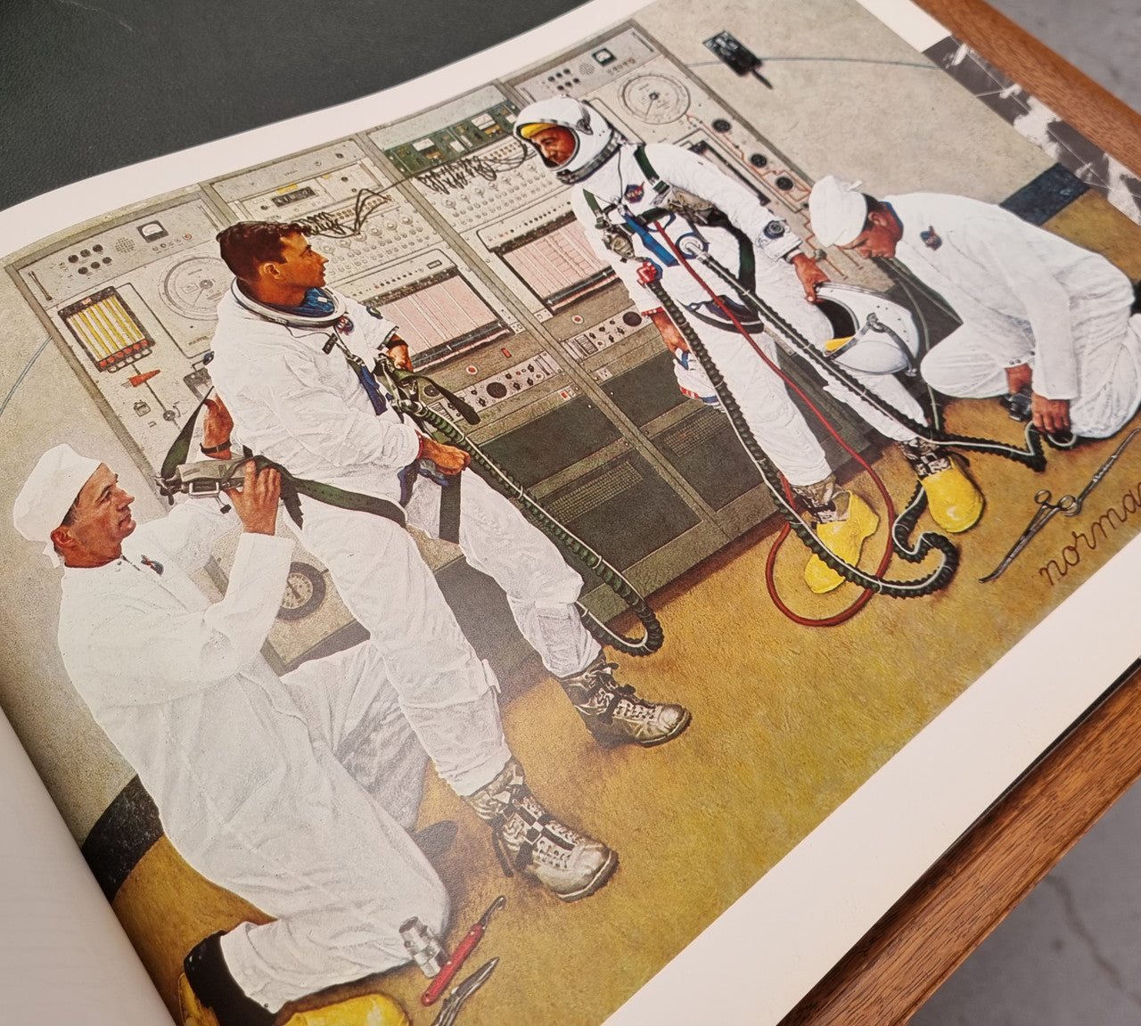 First Edition - Eyewitness to Space - 258 Paintings, Drawings and Prints by 47 of America’s Great Artists