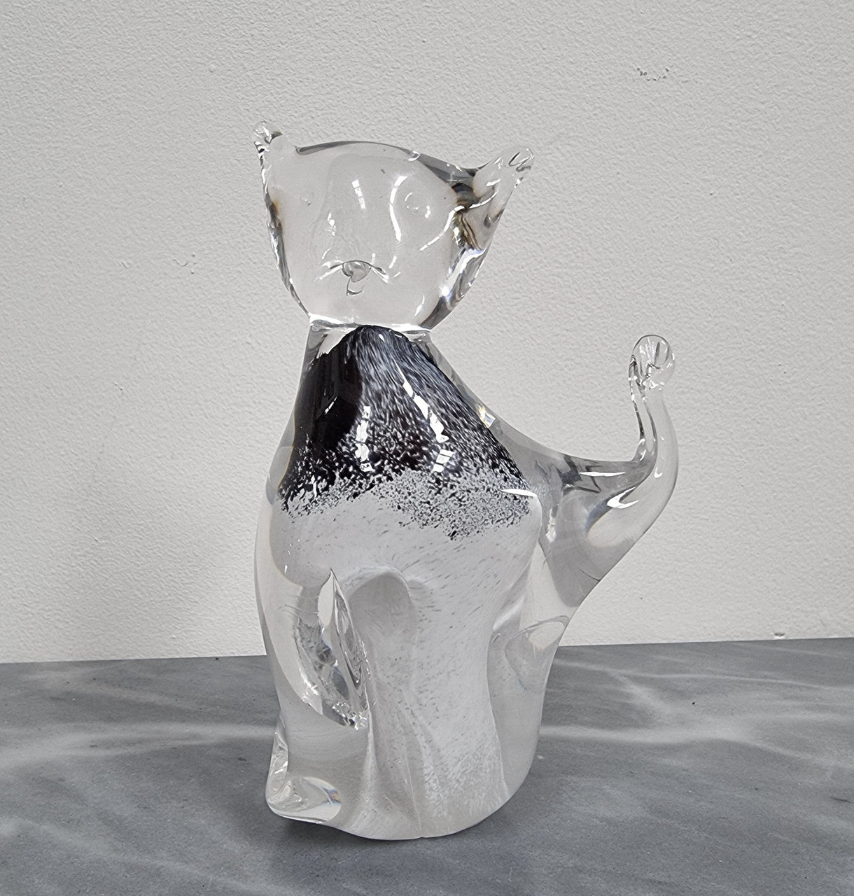 Signed Swedish Minne Fran Art Glass Cat