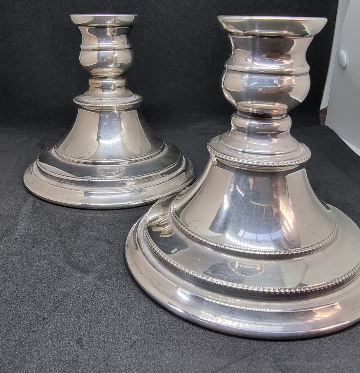 Beautiful pair of silver plate Walker and Hall candle Holders which are nice and heavy and in good condition.
