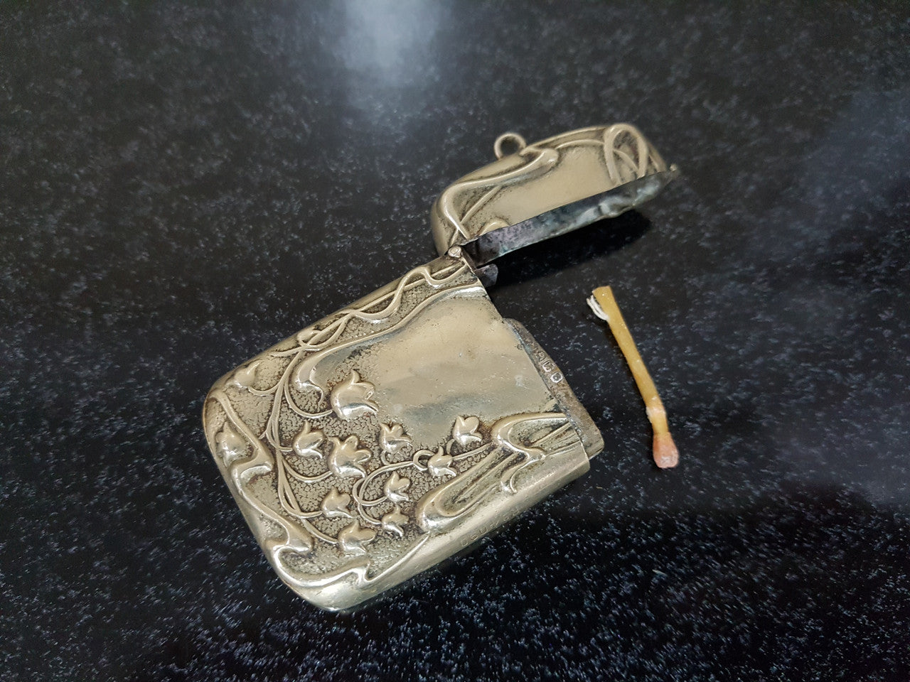 Antique Art Nouveau Silver Plated Vesta Case