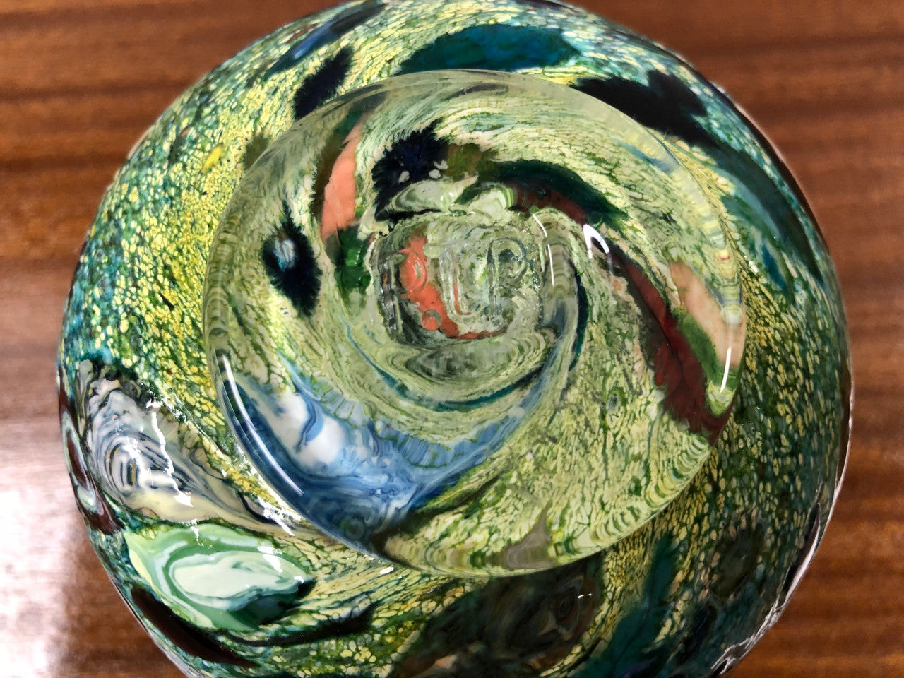 Beautiful Art glass Vase