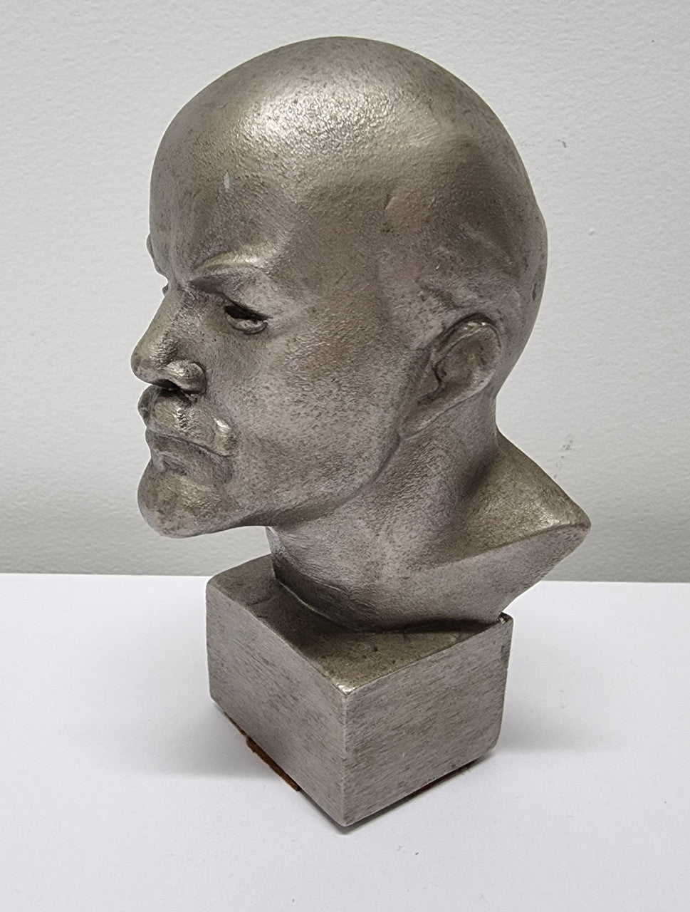 Unusual Aluminum Bust of Lenin. It is in good original condition and has been sourced locally. Please view photos as they help form part of the description.