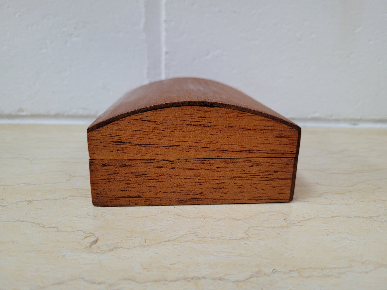 At Moonee Ponds Antiques- Vintage hinged Cedar box with velvet lining. In good condition please view photos as they help form part of the description.