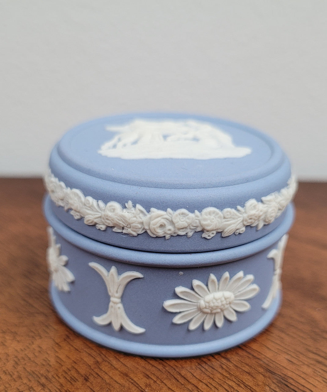 Wedgwood blue jasper trinket box. In good original condition with no chips or cracks.