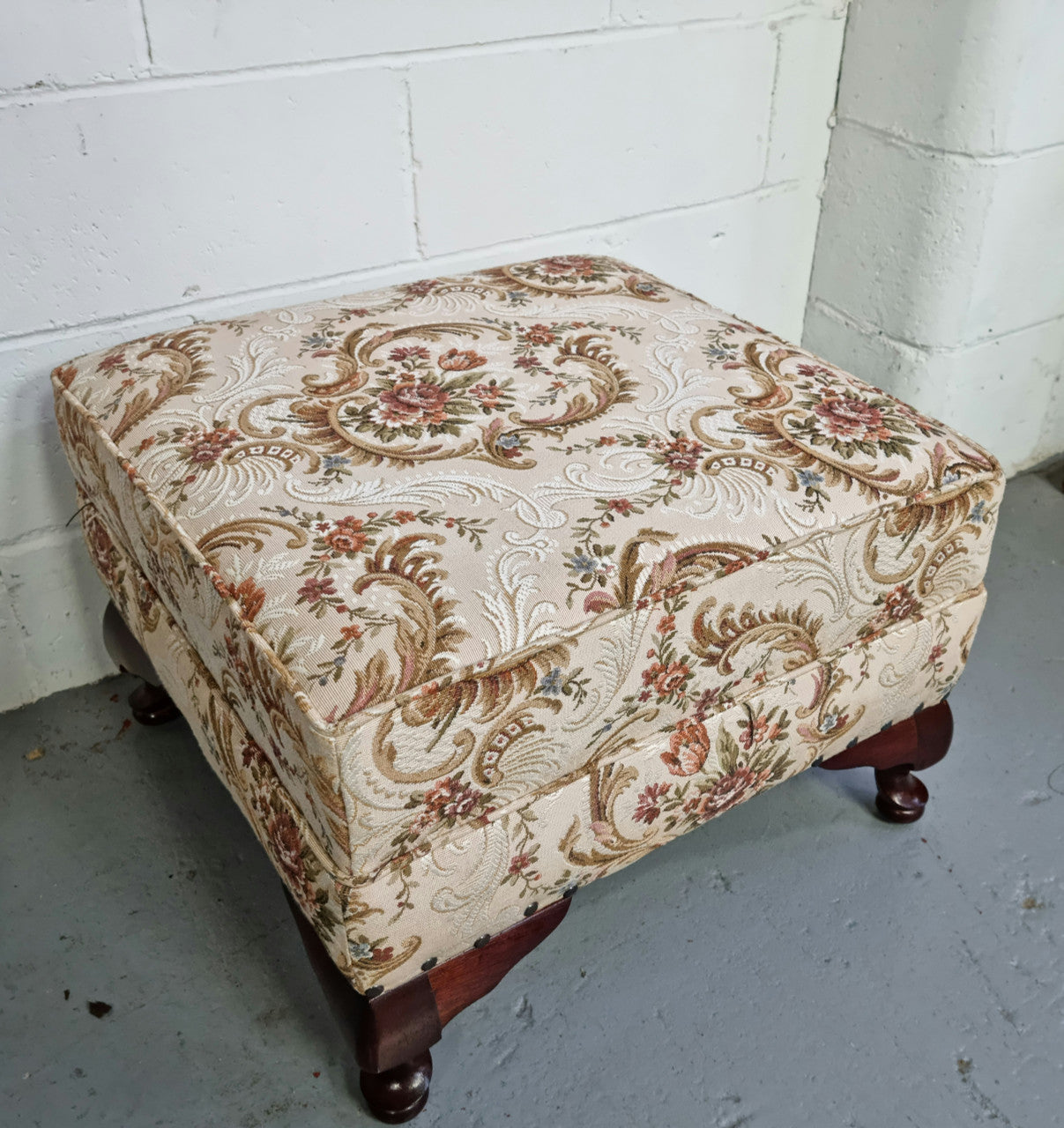 Vintage Mahogany Tapestry square foot stool. It is in good original used condition and can be used as is or be reupholstered.