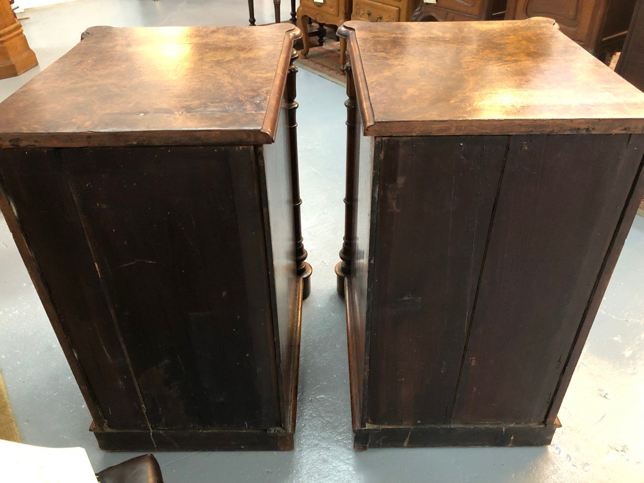 Lovely Pair Of Victorian Burr Walnut Bedside Cabinets